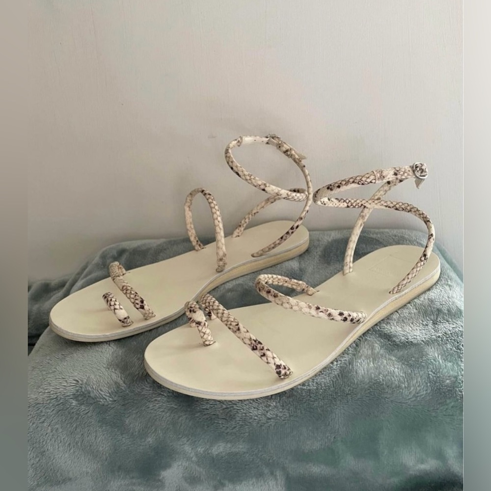 Dolce Vita sandals